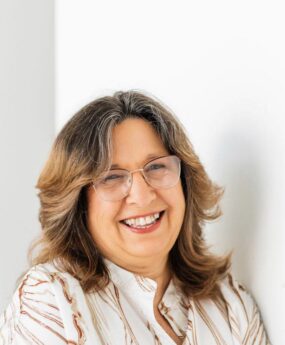Shelia Lora